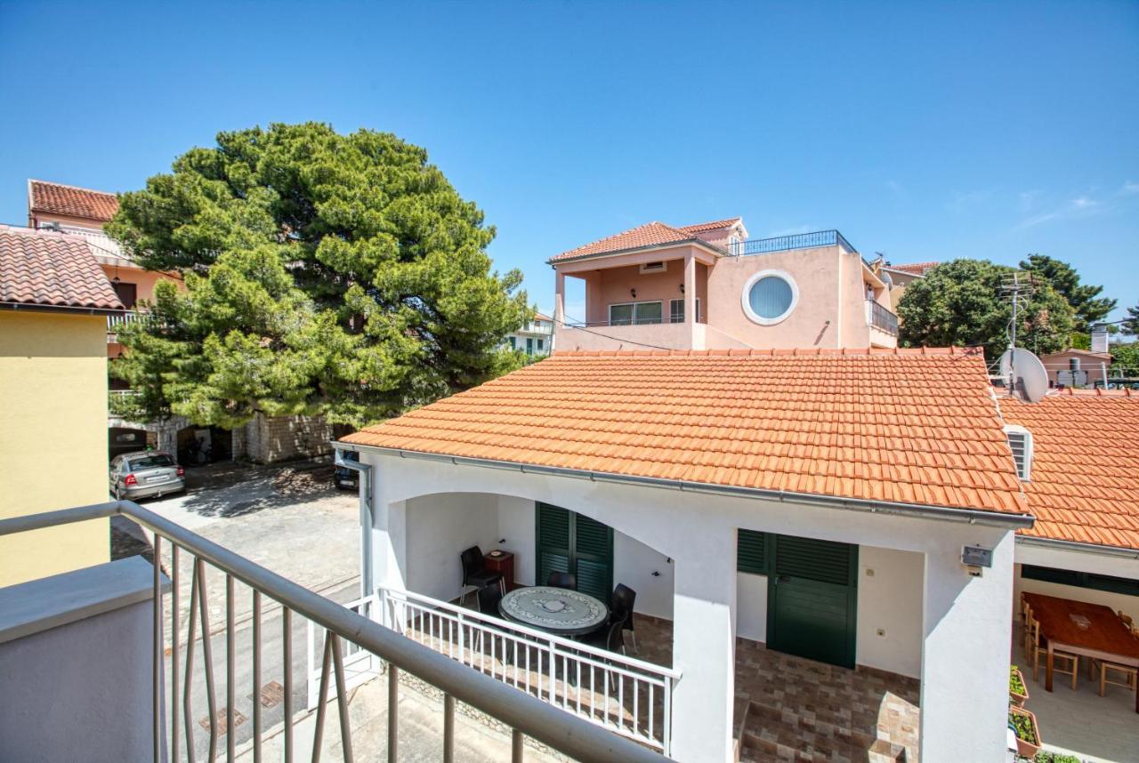Family Friendly Seaside Apartments Brodarica, Sibenik - 4833 Brodarica  Exterior foto