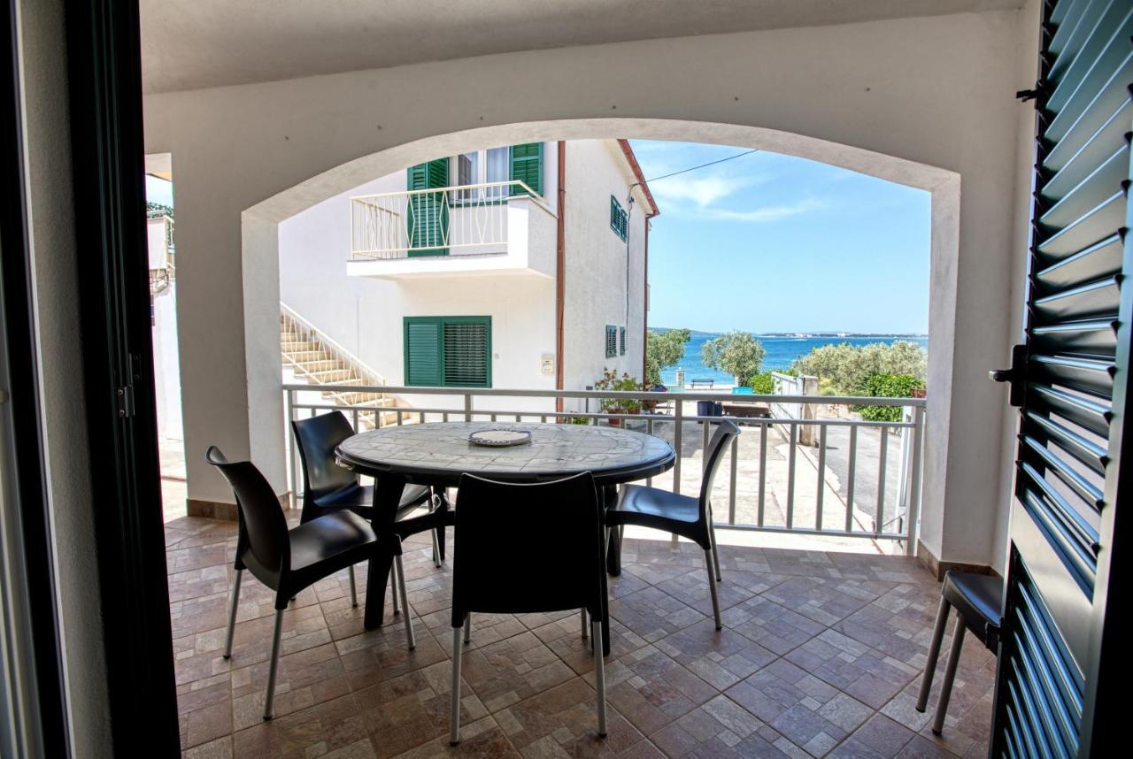 Family Friendly Seaside Apartments Brodarica, Sibenik - 4833 Brodarica  Exterior foto