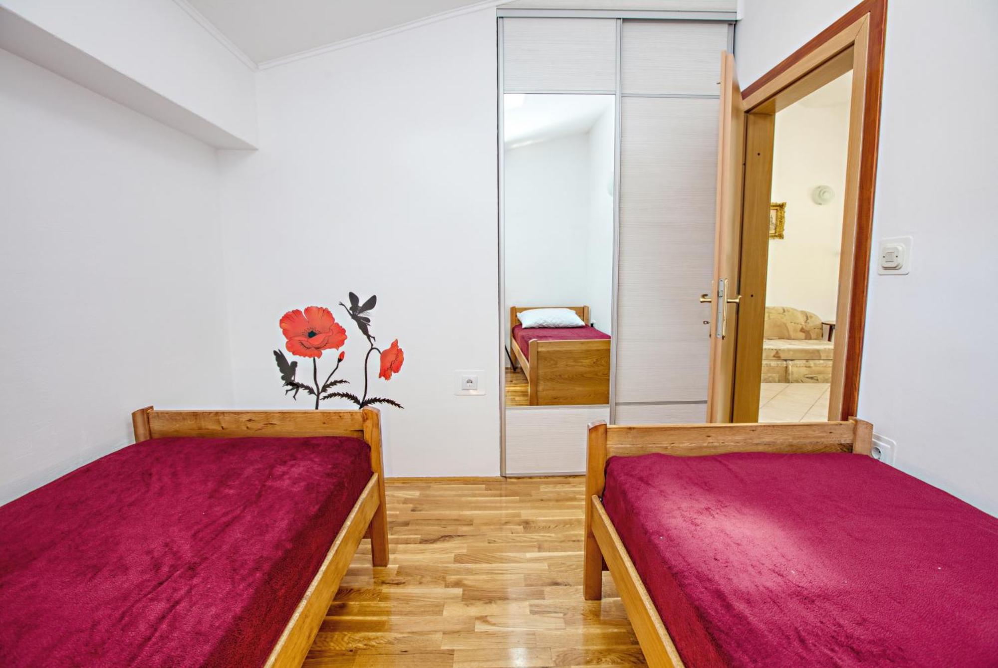 Family Friendly Seaside Apartments Brodarica, Sibenik - 4833 Brodarica  Habitación foto